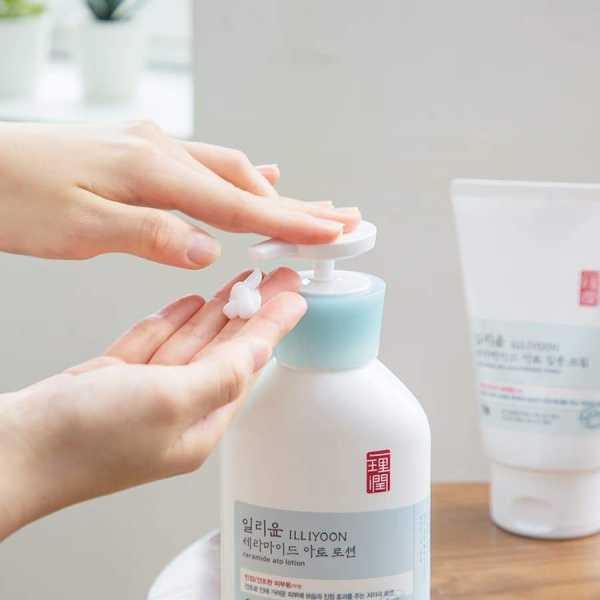  Illiyoon Ceramide  Ato Lotion Восстанавливающий лосьон для тела с фитоцерамидами